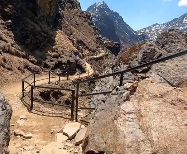 Trekking in Nepal for Beginners