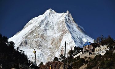 Manaslu Circuit Trek